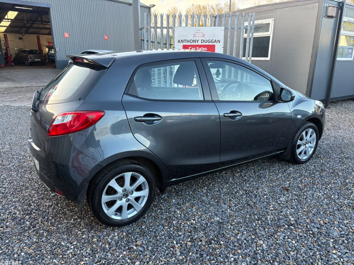 Mazda Mazda2 Hatchback, Petrol, 2015, Grey