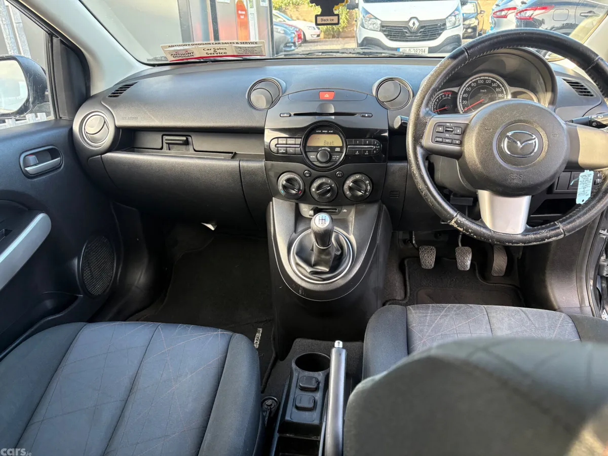 Mazda Mazda2 Hatchback, Petrol, 2015, Grey