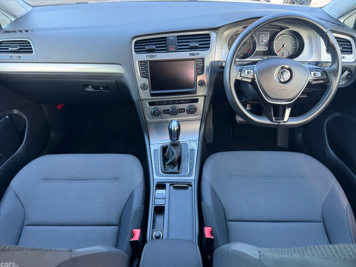 Volkswagen Golf Hatchback, Petrol, 2016, White