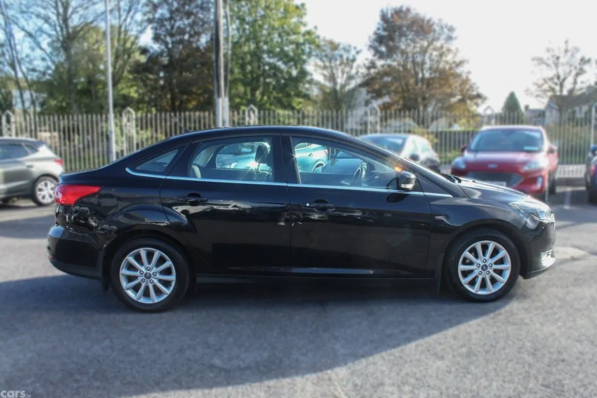 Ford Focus Saloon, Diesel, 2018, Black