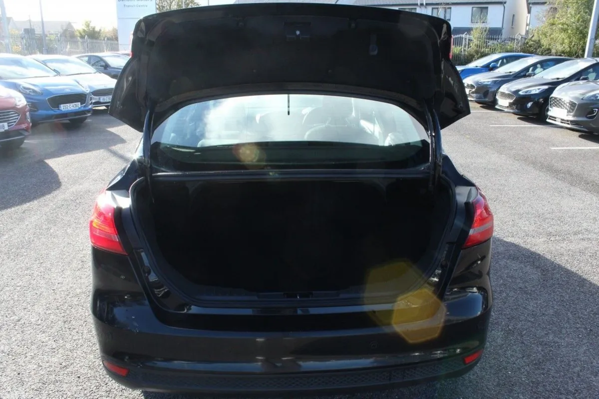 Ford Focus Saloon, Diesel, 2018, Black
