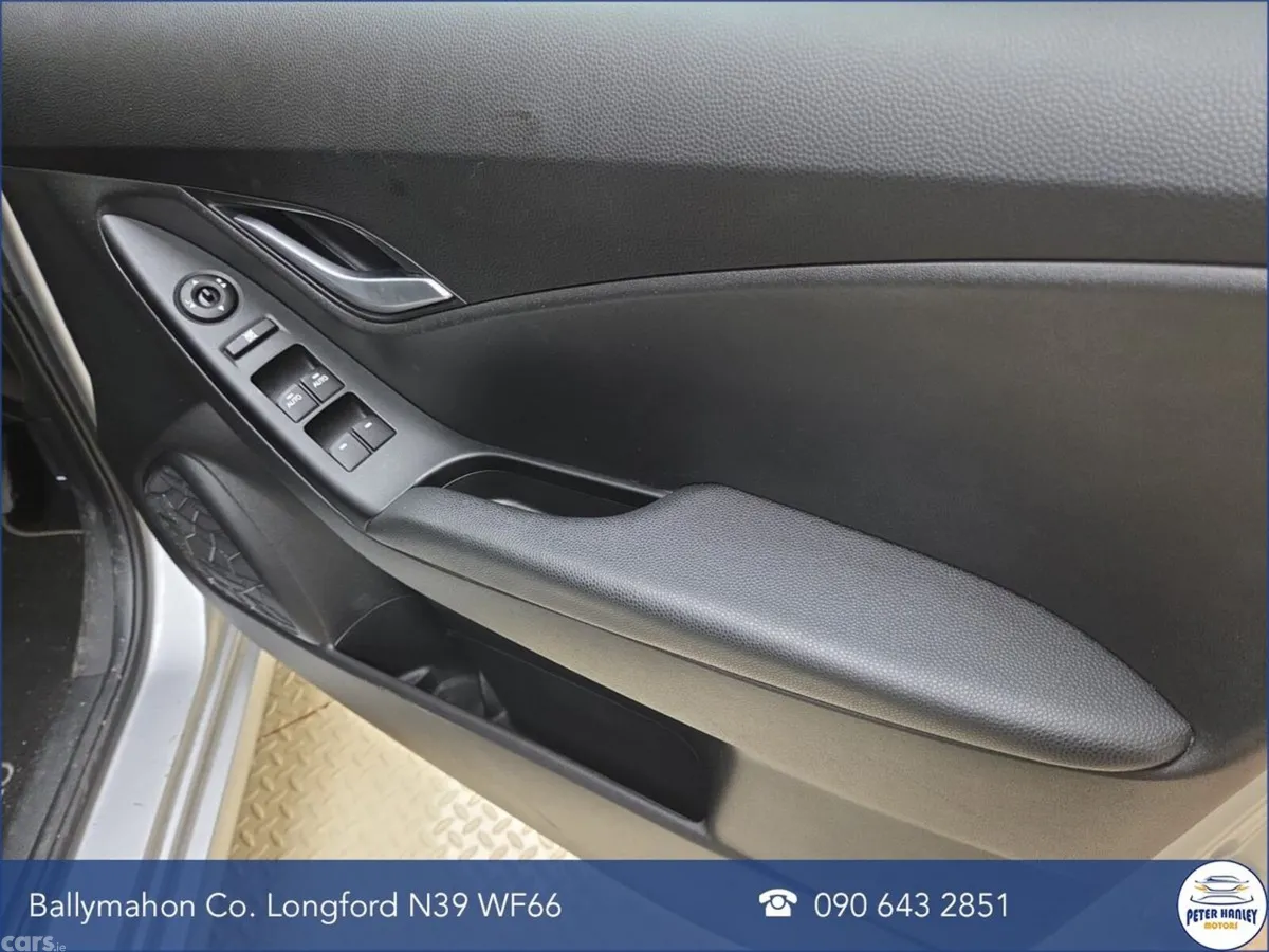 Hyundai ix20 MPV, Petrol, 2019, Grey