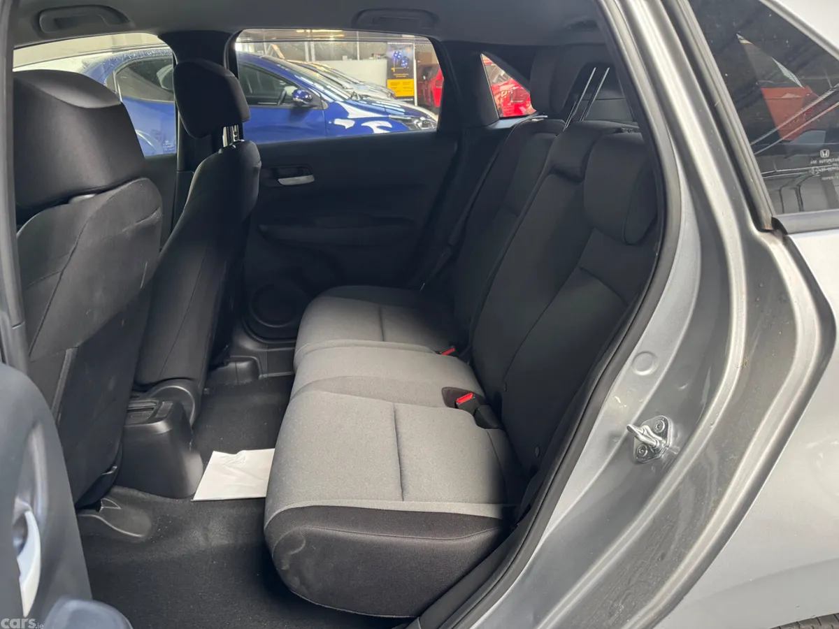 Honda Fit Hatchback, Petrol Hybrid, 2021, Silver