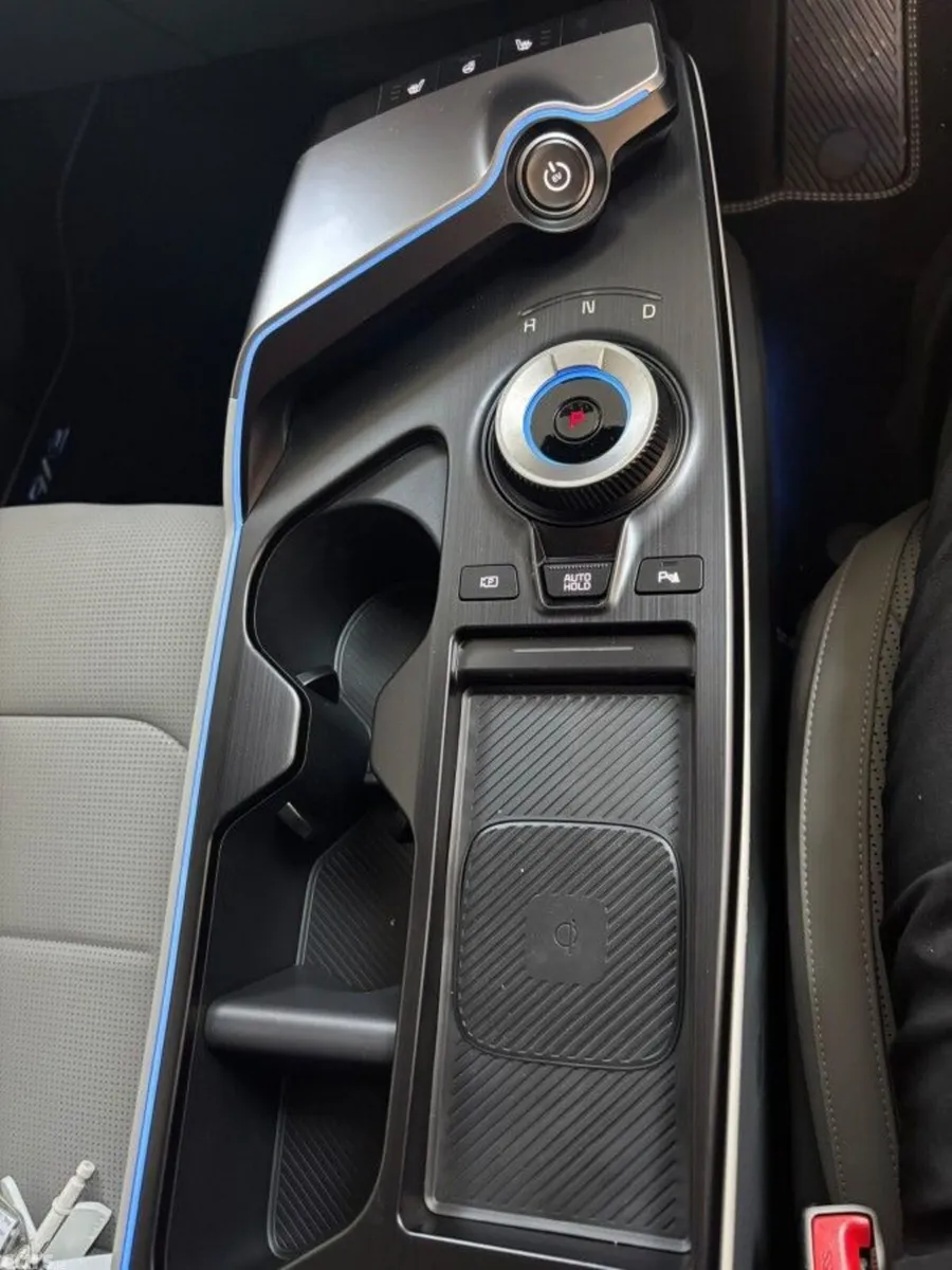 Kia EV6 MPV, Electric, 2026, Black