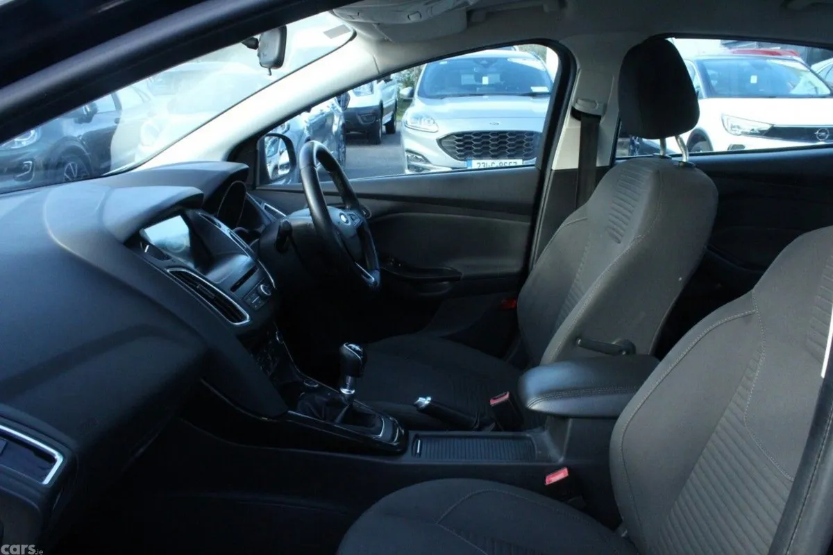Ford Focus Saloon, Diesel, 2018, Black
