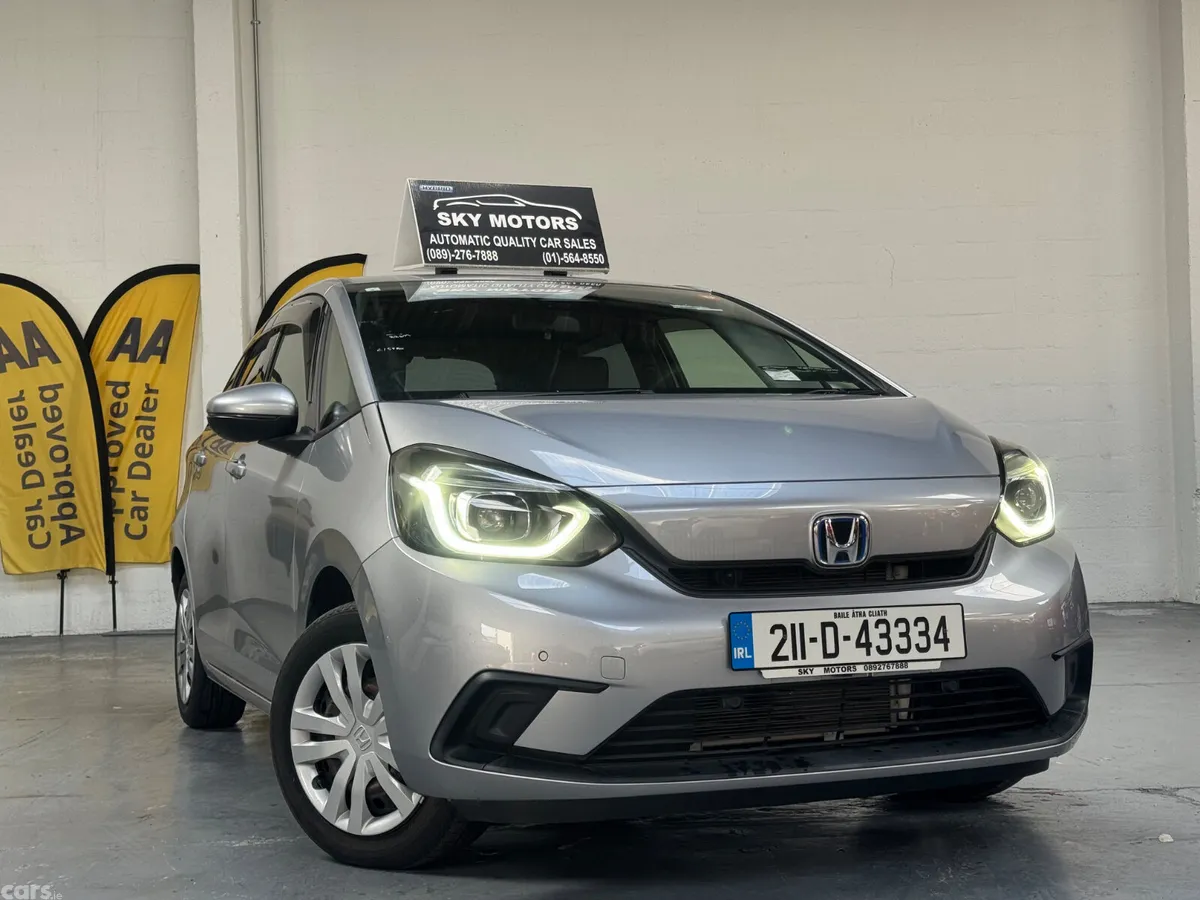 Honda Fit Hatchback, Petrol Hybrid, 2021, Silver