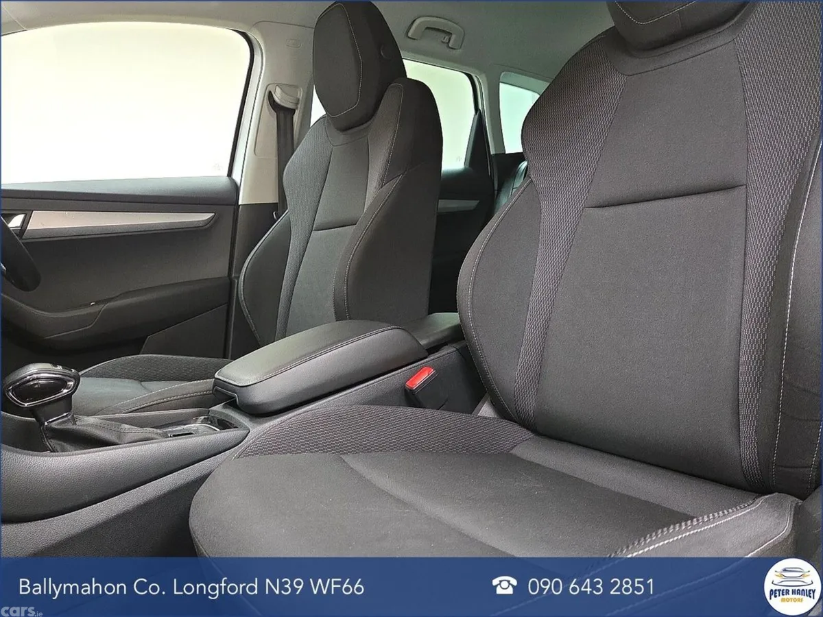 Skoda Karoq SUV, Diesel, 2023, Grey