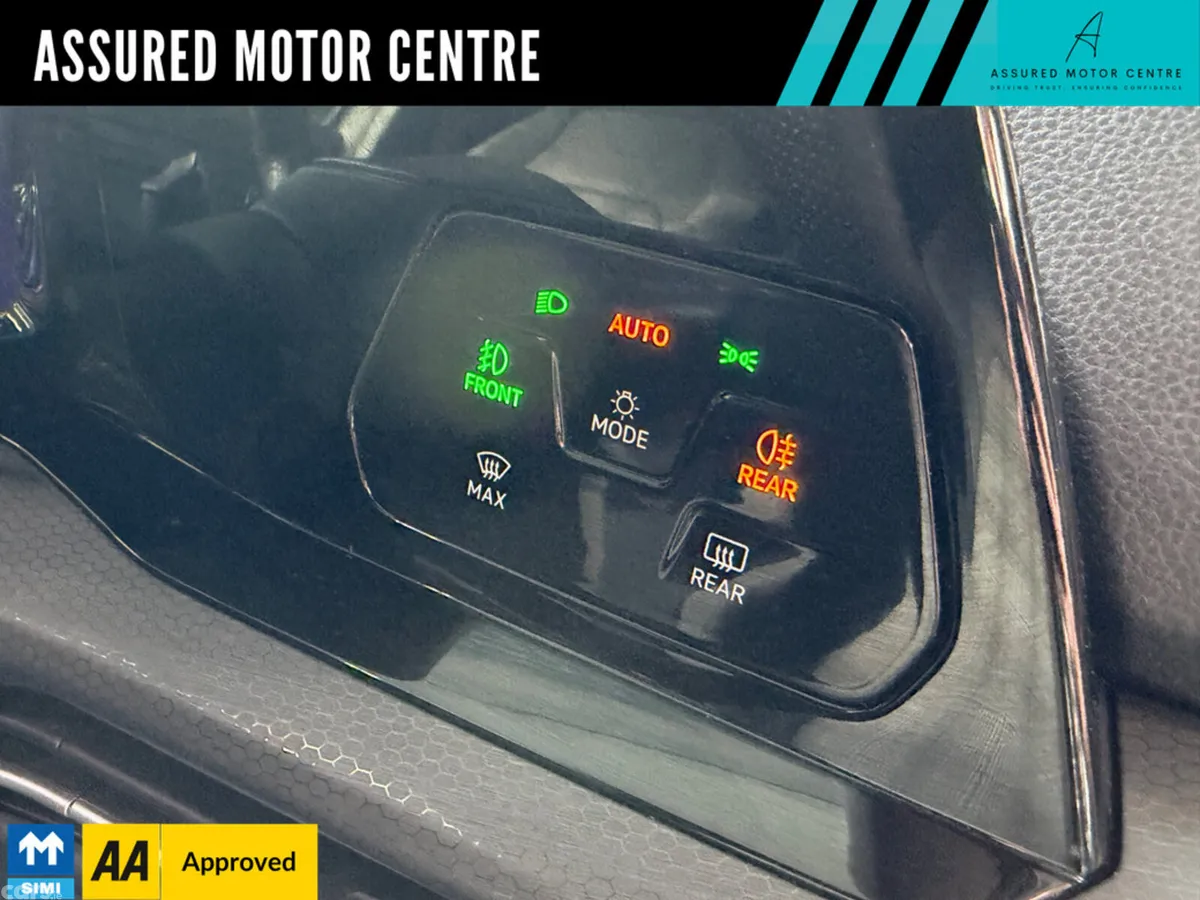 Volkswagen Golf Hatchback, Petrol Hybrid, 2023, Grey