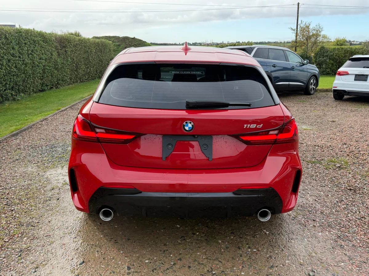 BMW 1-Series Hatchback, Diesel, 2020, Red