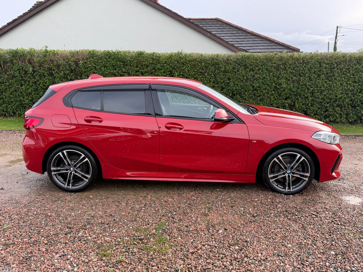 BMW 1-Series Hatchback, Diesel, 2020, Red