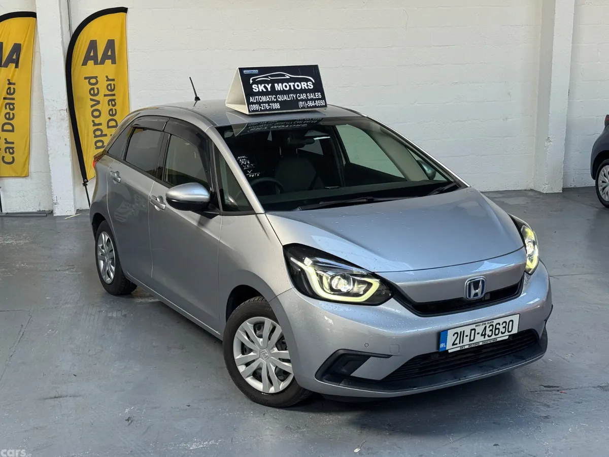 Honda Fit Hatchback, Petrol Hybrid, 2021, Silver