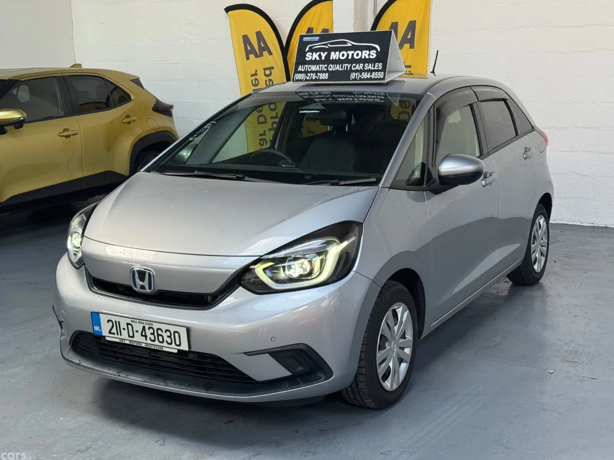 Honda Fit Hatchback, Petrol Hybrid, 2021, Silver