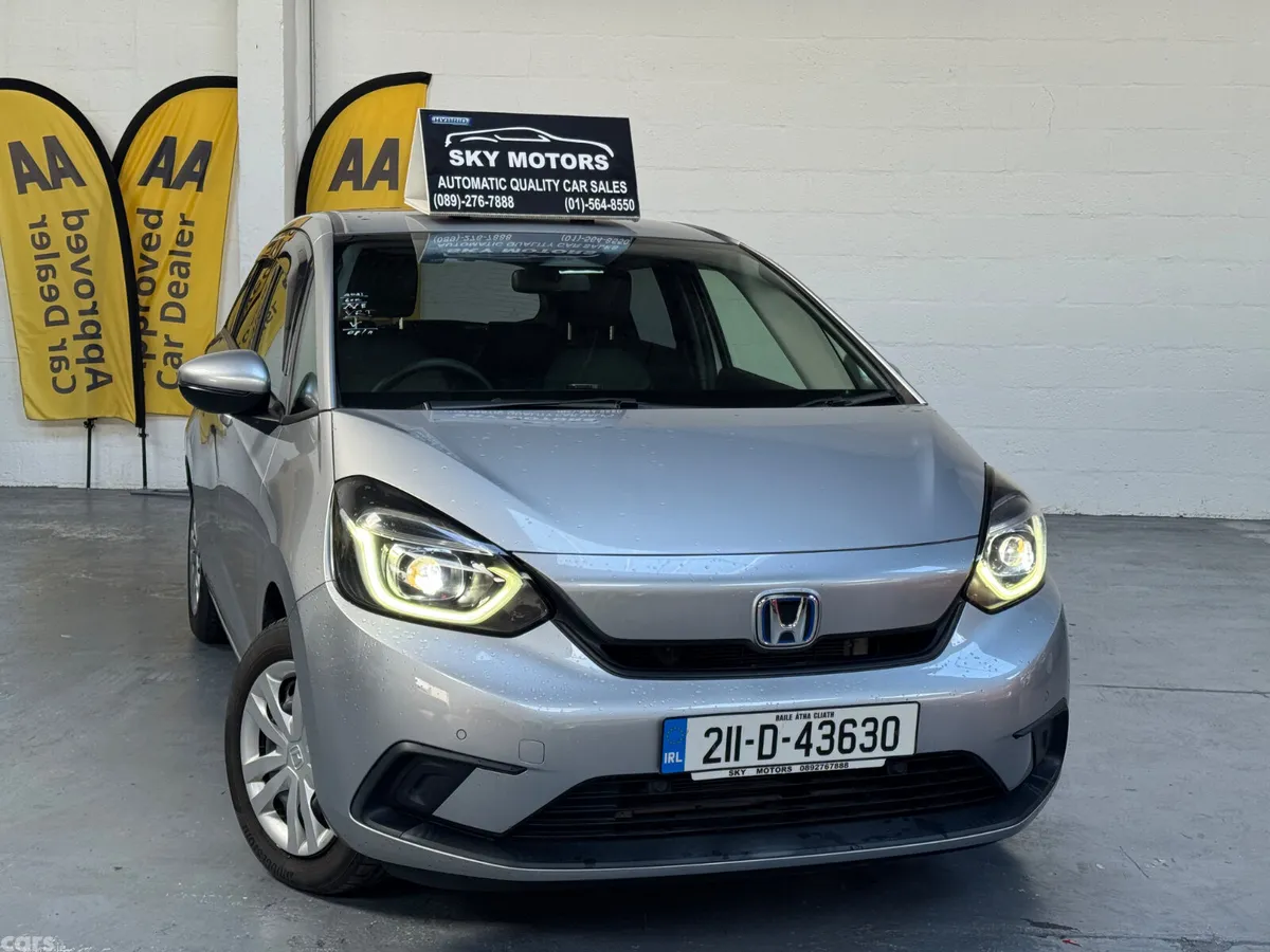 Honda Fit Hatchback, Petrol Hybrid, 2021, Silver