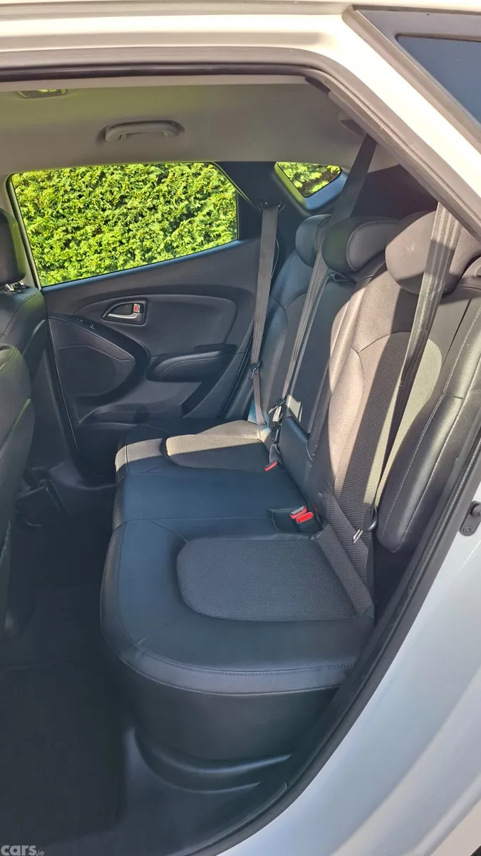 Hyundai ix35 SUV, Diesel, 2015, White