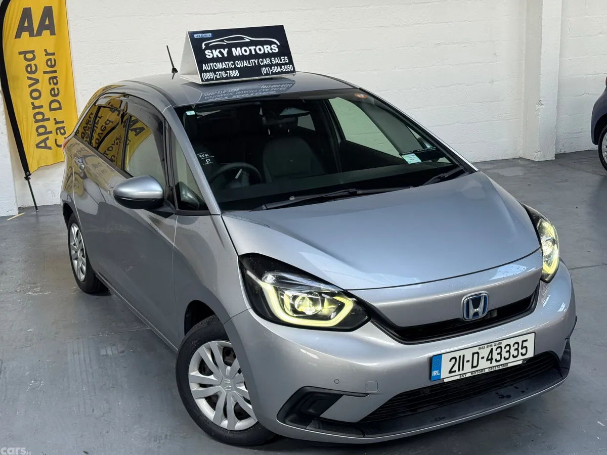 Honda Fit Hatchback, Petrol Hybrid, 2021, Silver