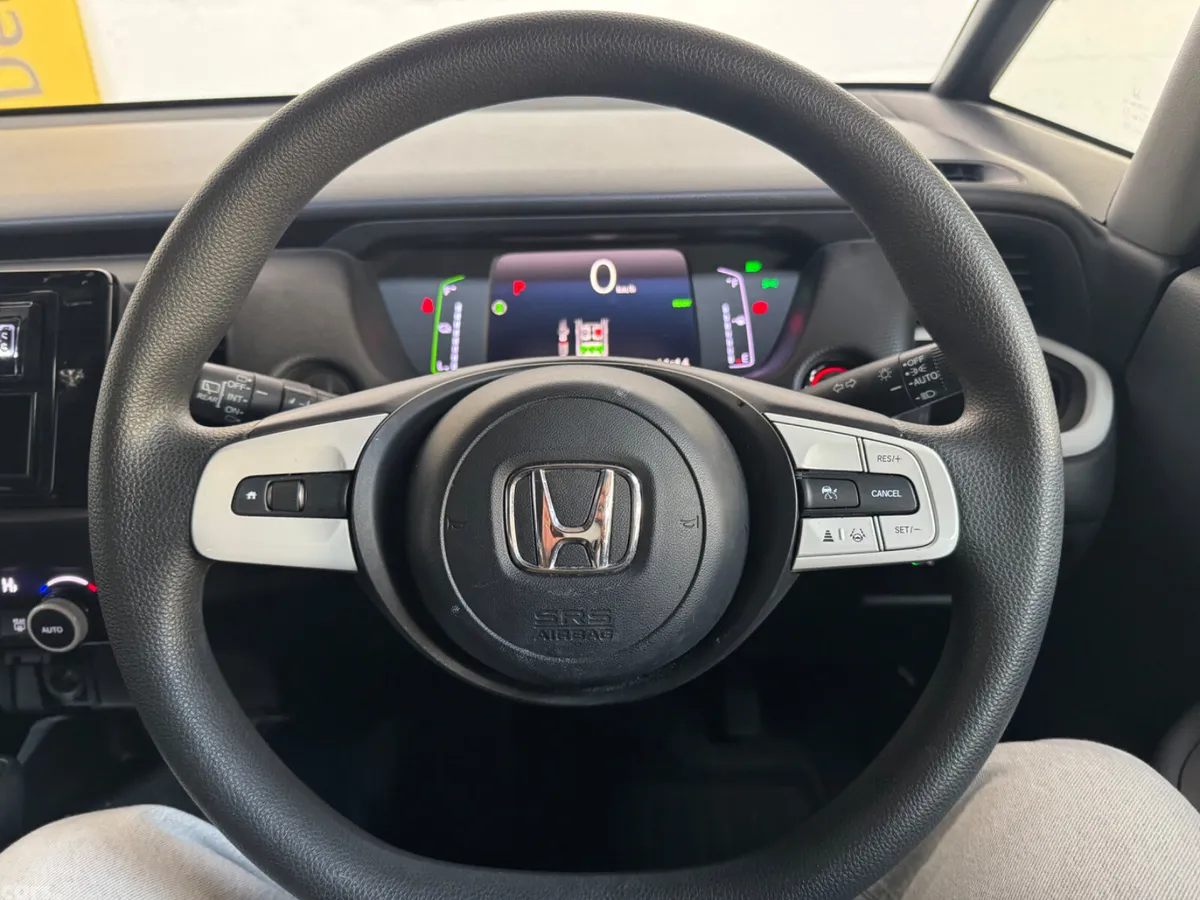 Honda Fit Hatchback, Petrol Hybrid, 2021, Silver