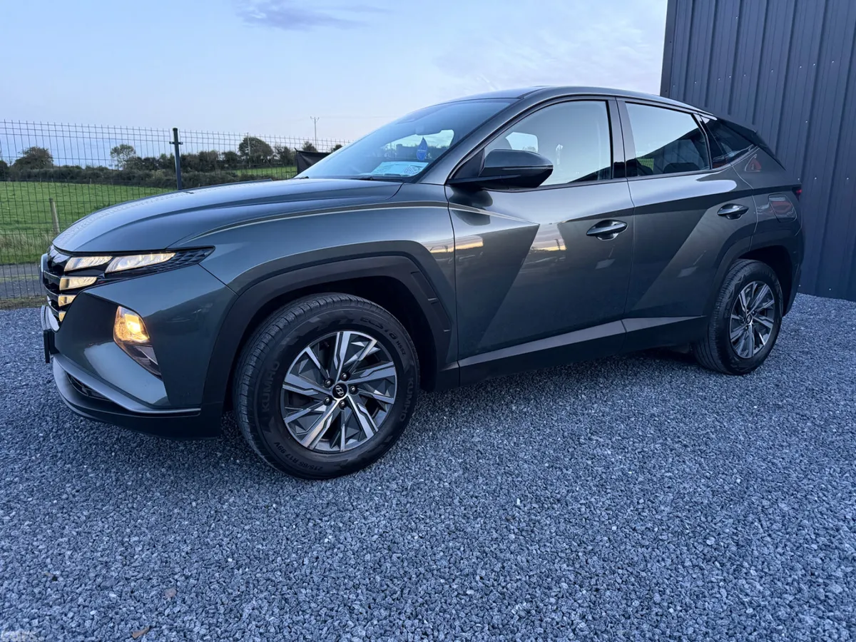 Hyundai Tucson SUV, Diesel, 2022, Grey