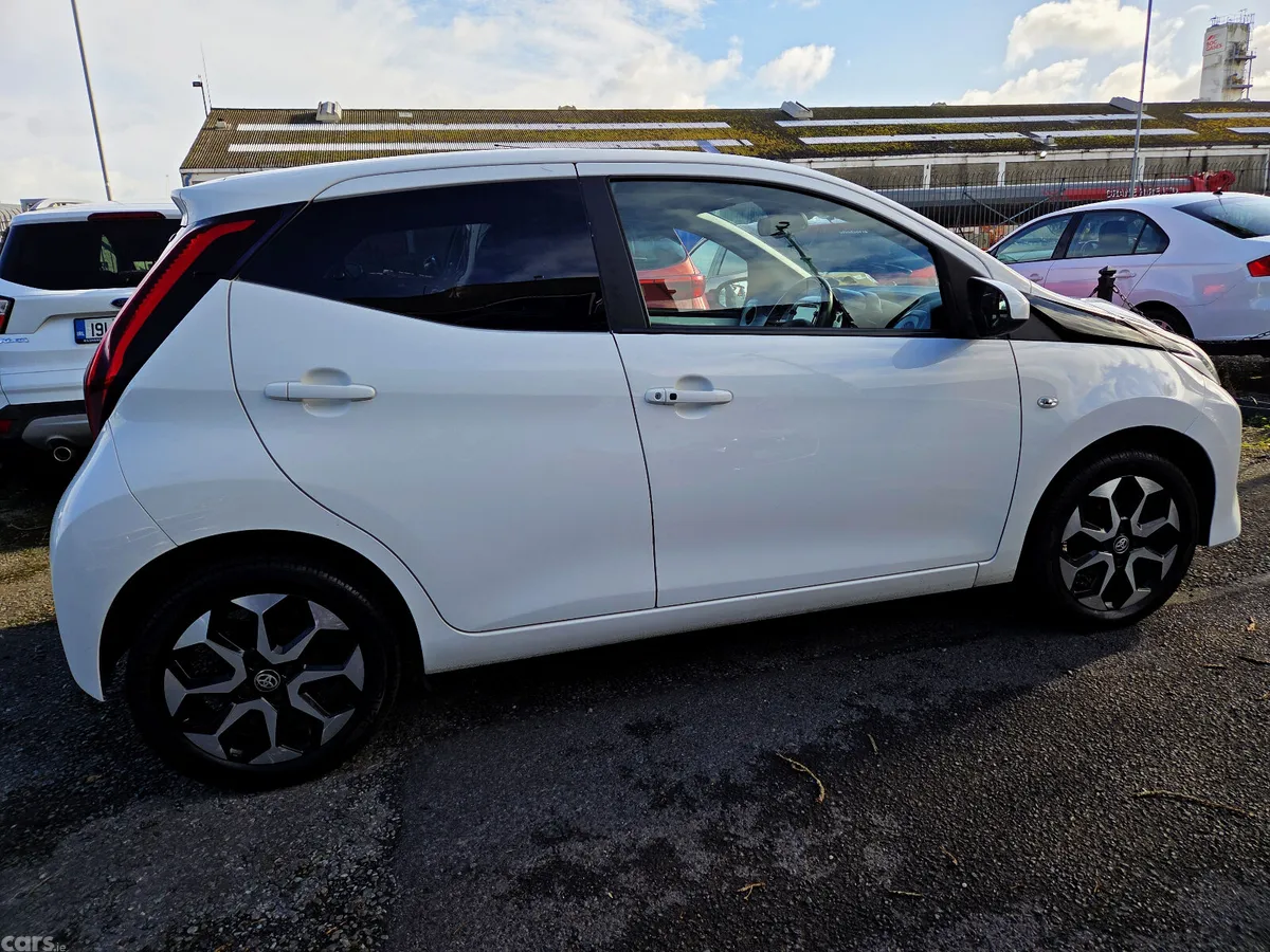 Toyota Aygo Hatchback, Petrol, 2020, White