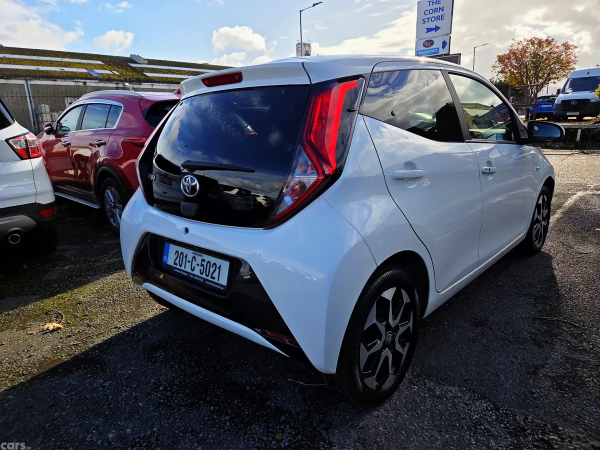 Toyota Aygo Hatchback, Petrol, 2020, White