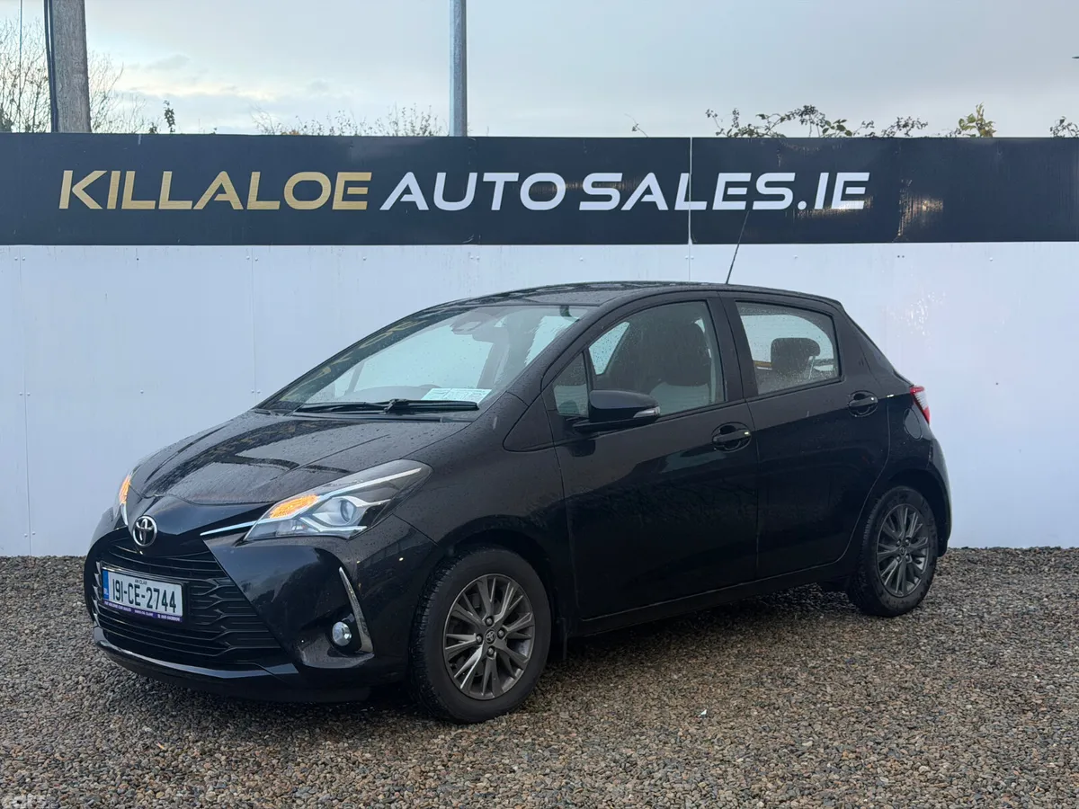 Toyota Yaris Hatchback, Petrol, 2019, Black