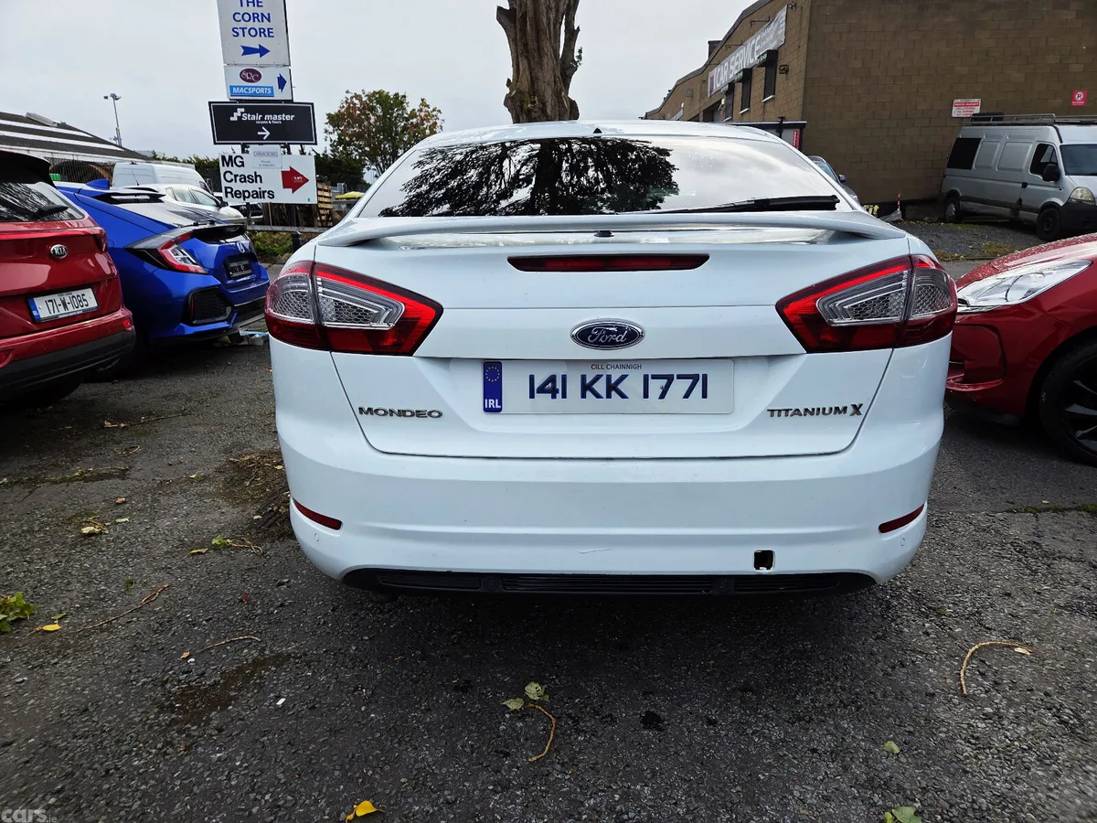 Ford Mondeo Hatchback, Diesel, 2014, White
