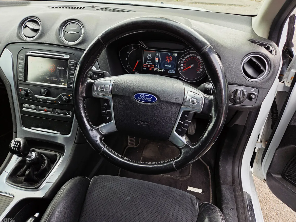 Ford Mondeo Hatchback, Diesel, 2014, White