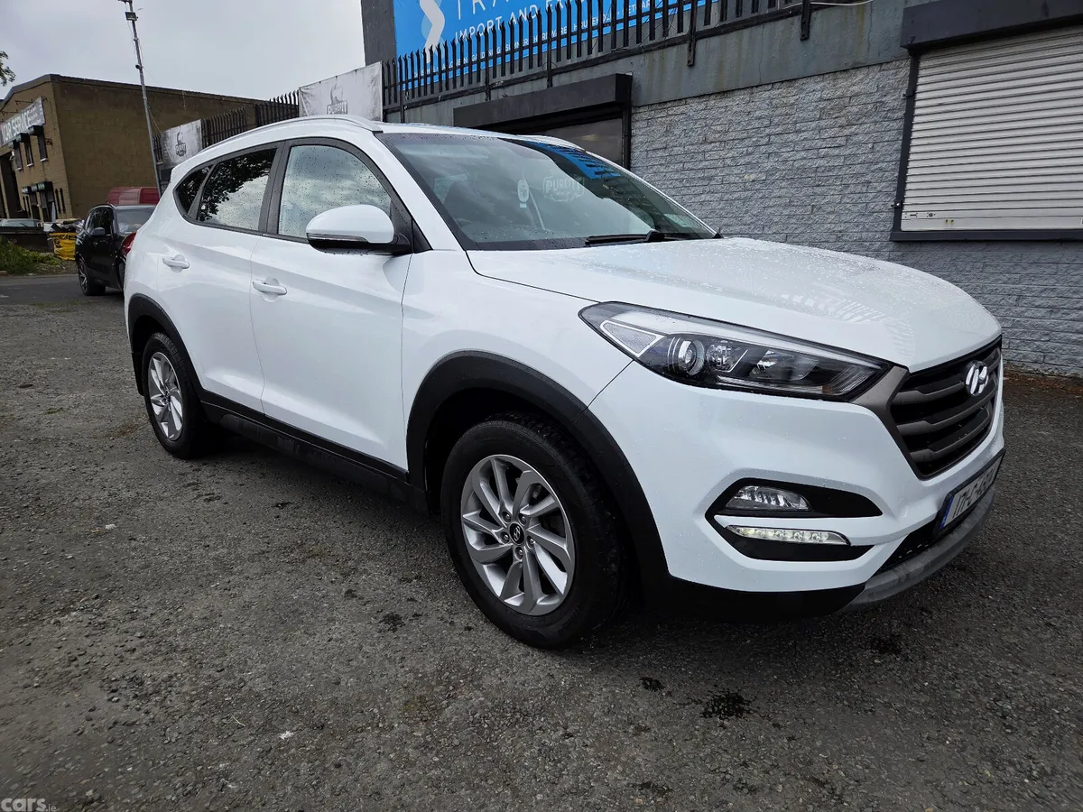 Hyundai Tucson SUV, Diesel, 2017, White