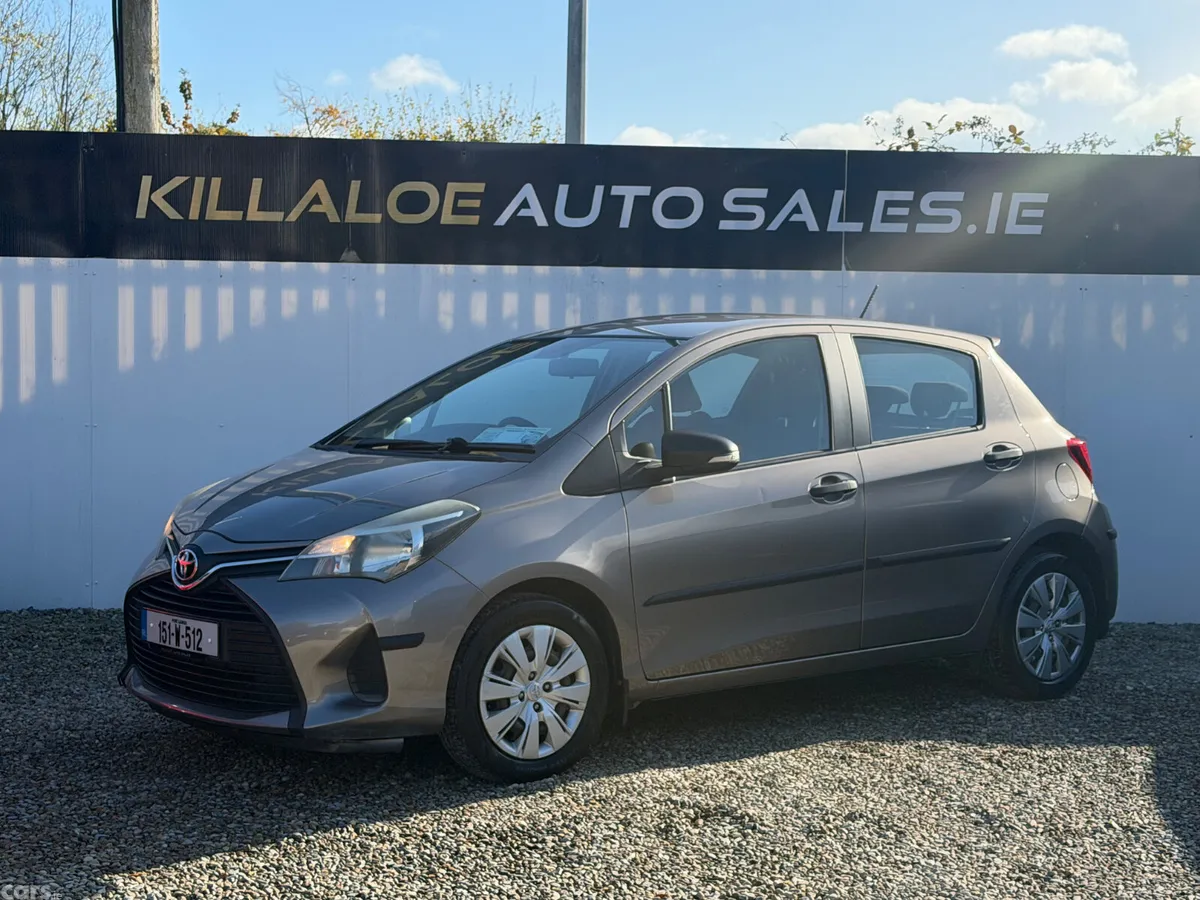 Toyota Yaris Hatchback, Petrol, 2015, Beige