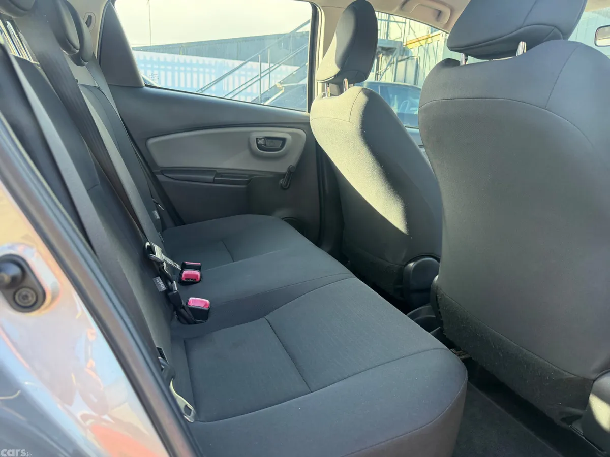 Toyota Yaris Hatchback, Petrol, 2015, Beige