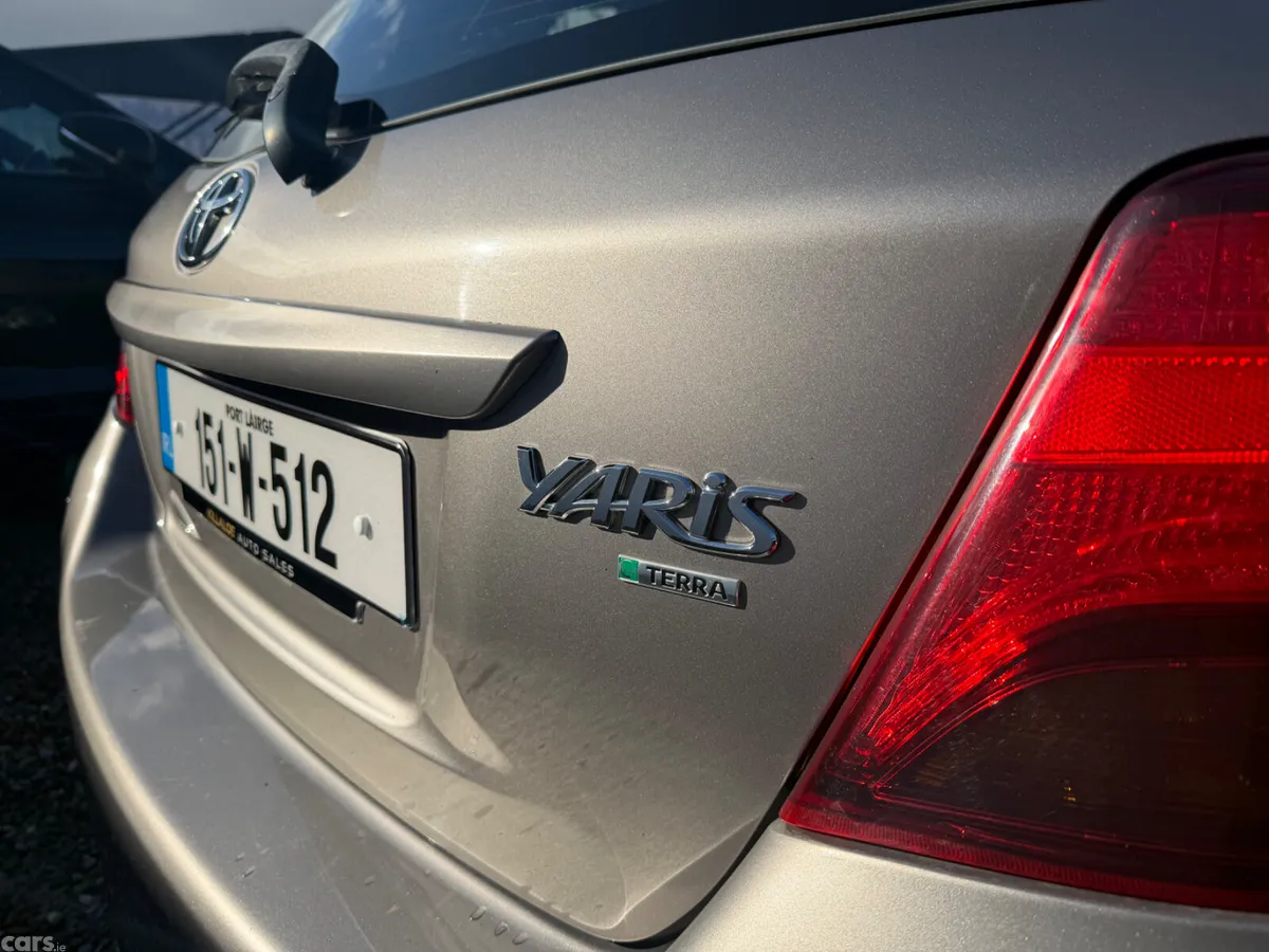 Toyota Yaris Hatchback, Petrol, 2015, Beige