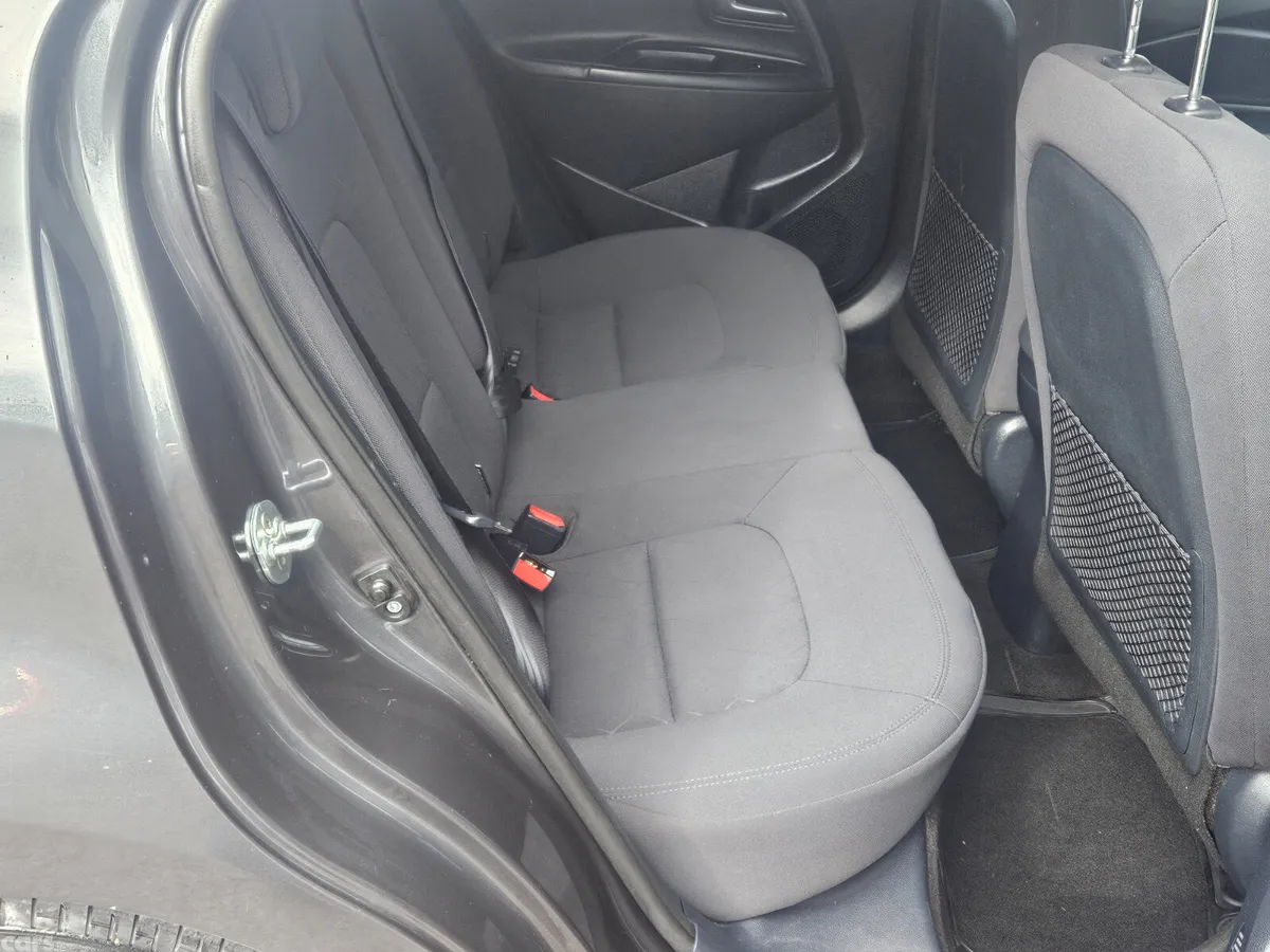 Kia Rio Hatchback, Petrol, 2017, Grey