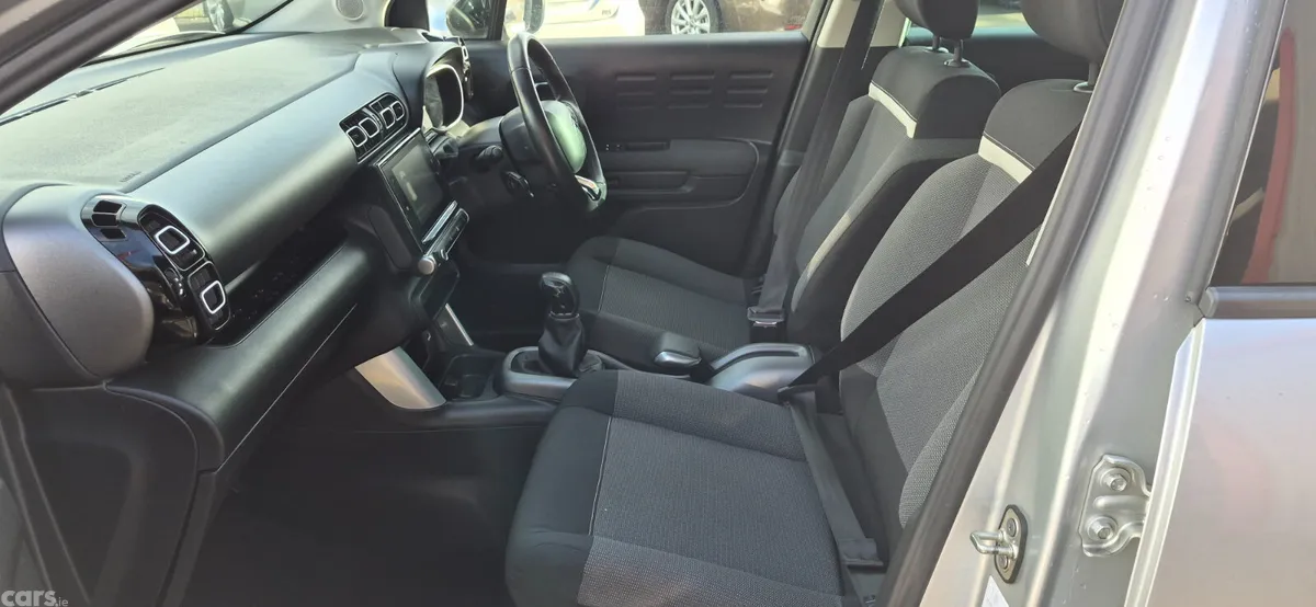 Citroen C3 Aircross Hatchback, Petrol, 2018, Silver