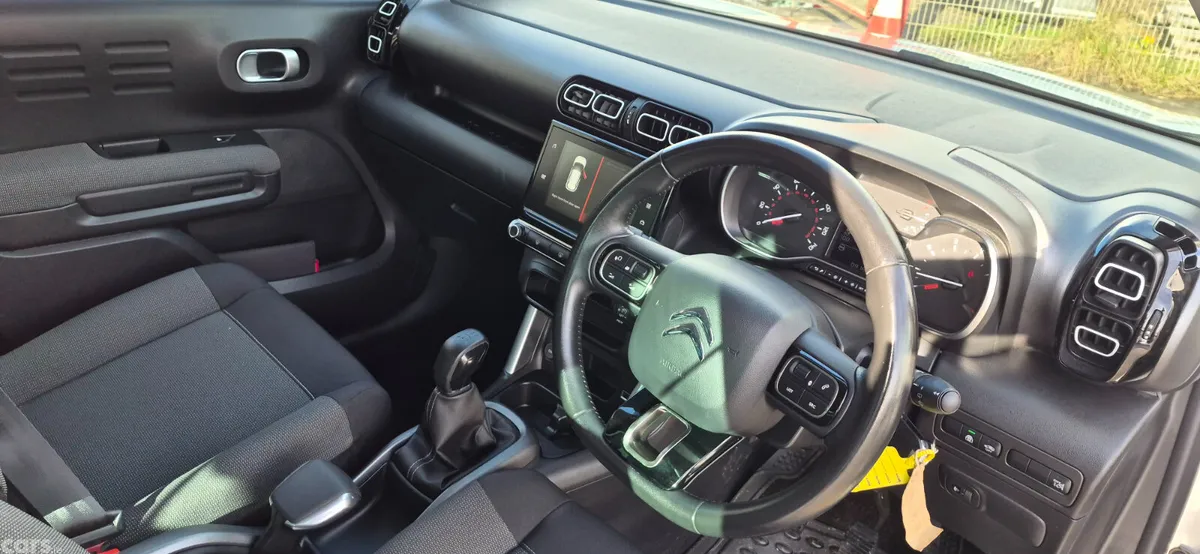 Citroen C3 Aircross Hatchback, Petrol, 2018, Silver