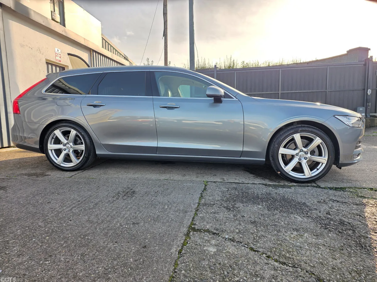 Volvo V90 Estate, Diesel, 2017, Grey
