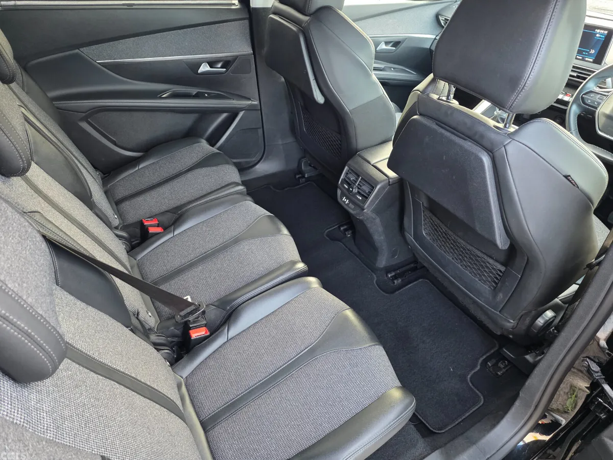 Peugeot 5008 MPV, Petrol, 2019, Black