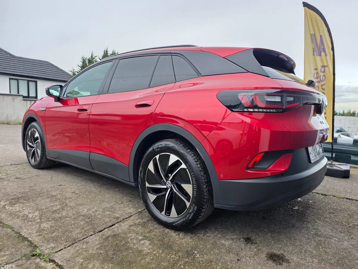 Volkswagen ID.4 Estate, Electric, 2023, Red