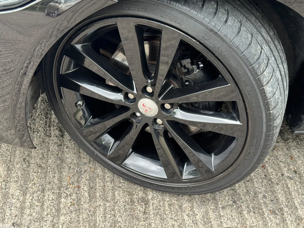 Jaguar XE Saloon, Diesel, 2016, Black