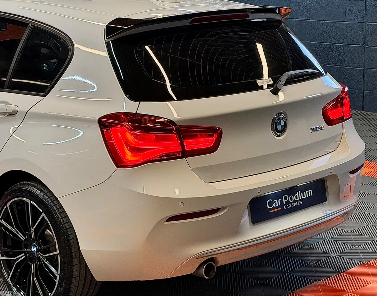 BMW 1-Series Hatchback, Diesel, 2017, White