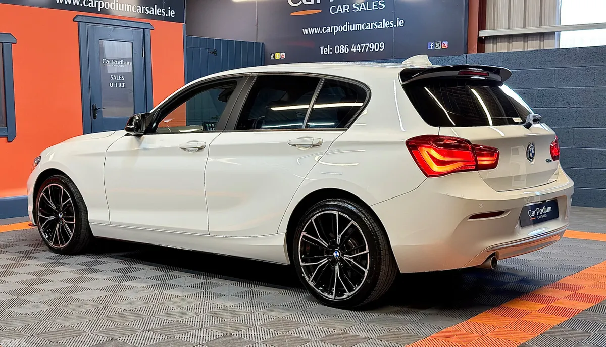 BMW 1-Series Hatchback, Diesel, 2017, White