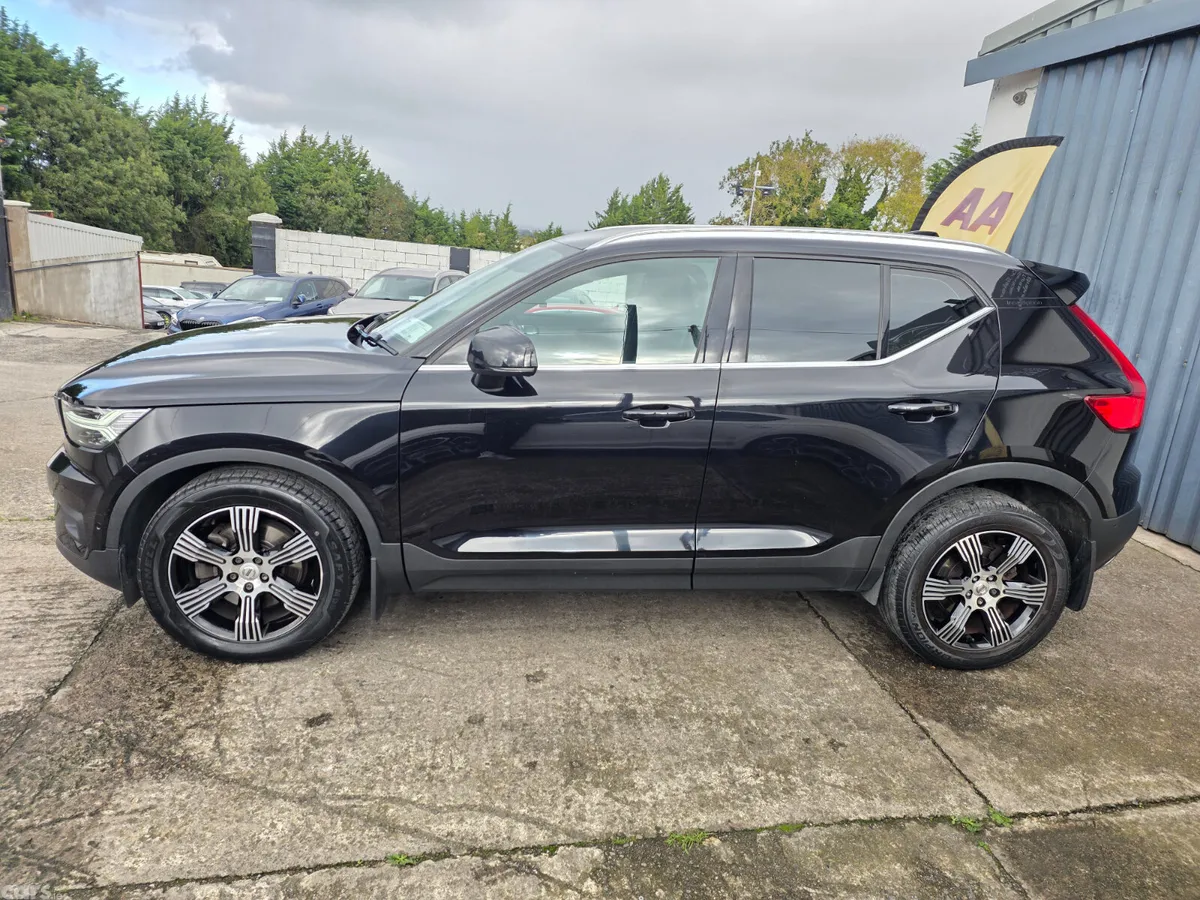 Volvo XC40 SUV, Diesel, 2019, Black