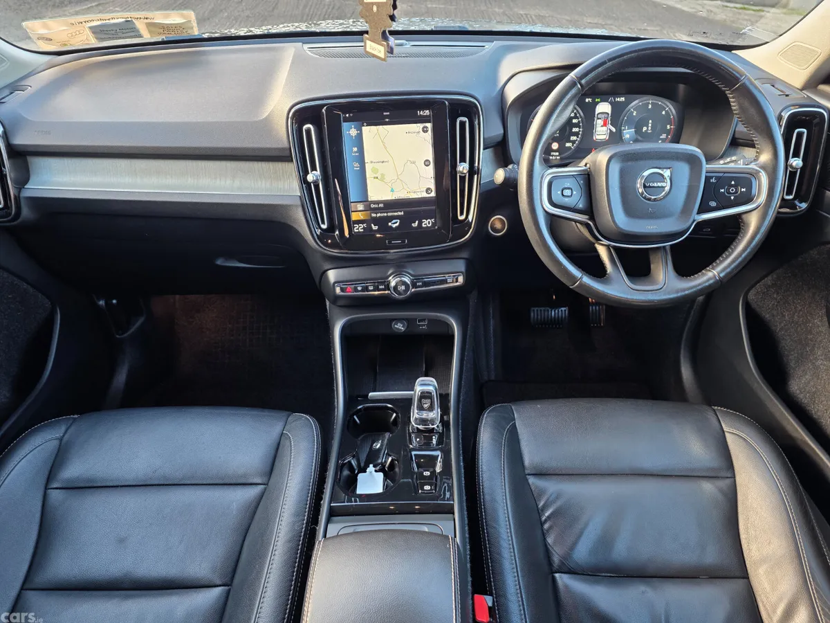 Volvo XC40 SUV, Diesel, 2019, Black