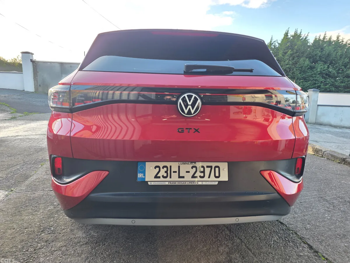 Volkswagen ID.4 Estate, Electric, 2023, Red