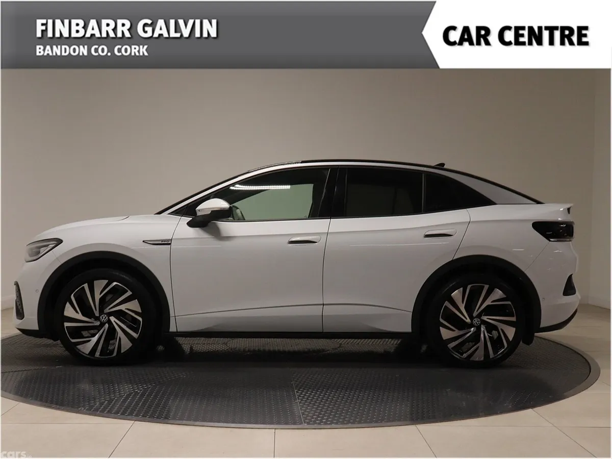 Volkswagen ID.5 Hatchback, Electric, 2023, White