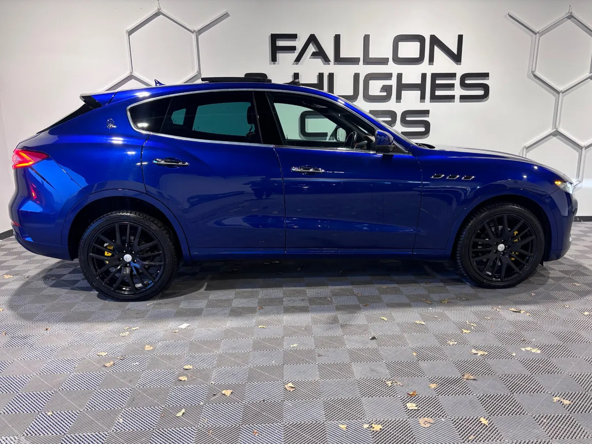 Maserati Levante SUV, Diesel, 2017, Blue