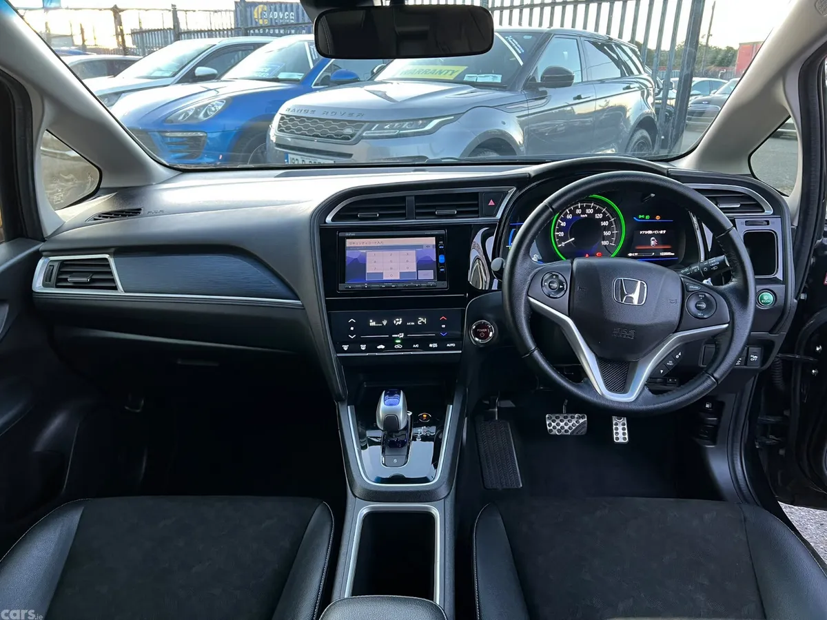 Honda Shuttle Estate, Petrol Hybrid, 2016, Black