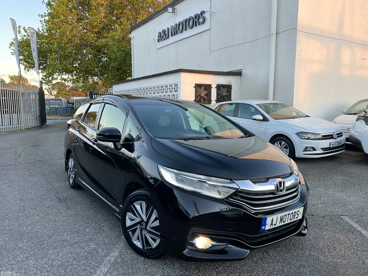 Honda Shuttle Estate, Petrol Hybrid, 2016, Black