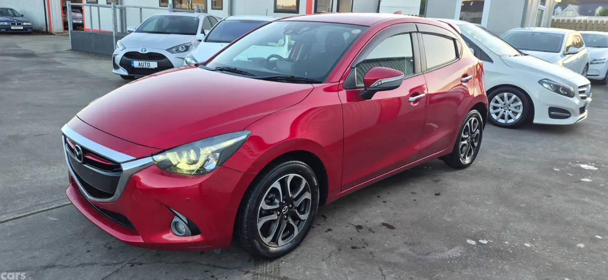 Mazda Demio Hatchback, Diesel, 2015, Red
