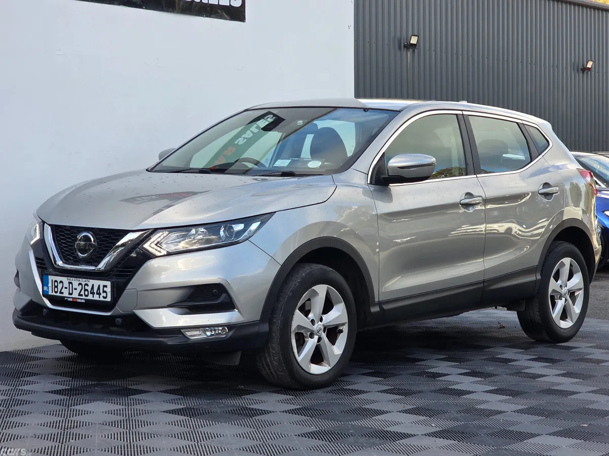 Nissan Qashqai Hatchback, Diesel, 2018, Silver