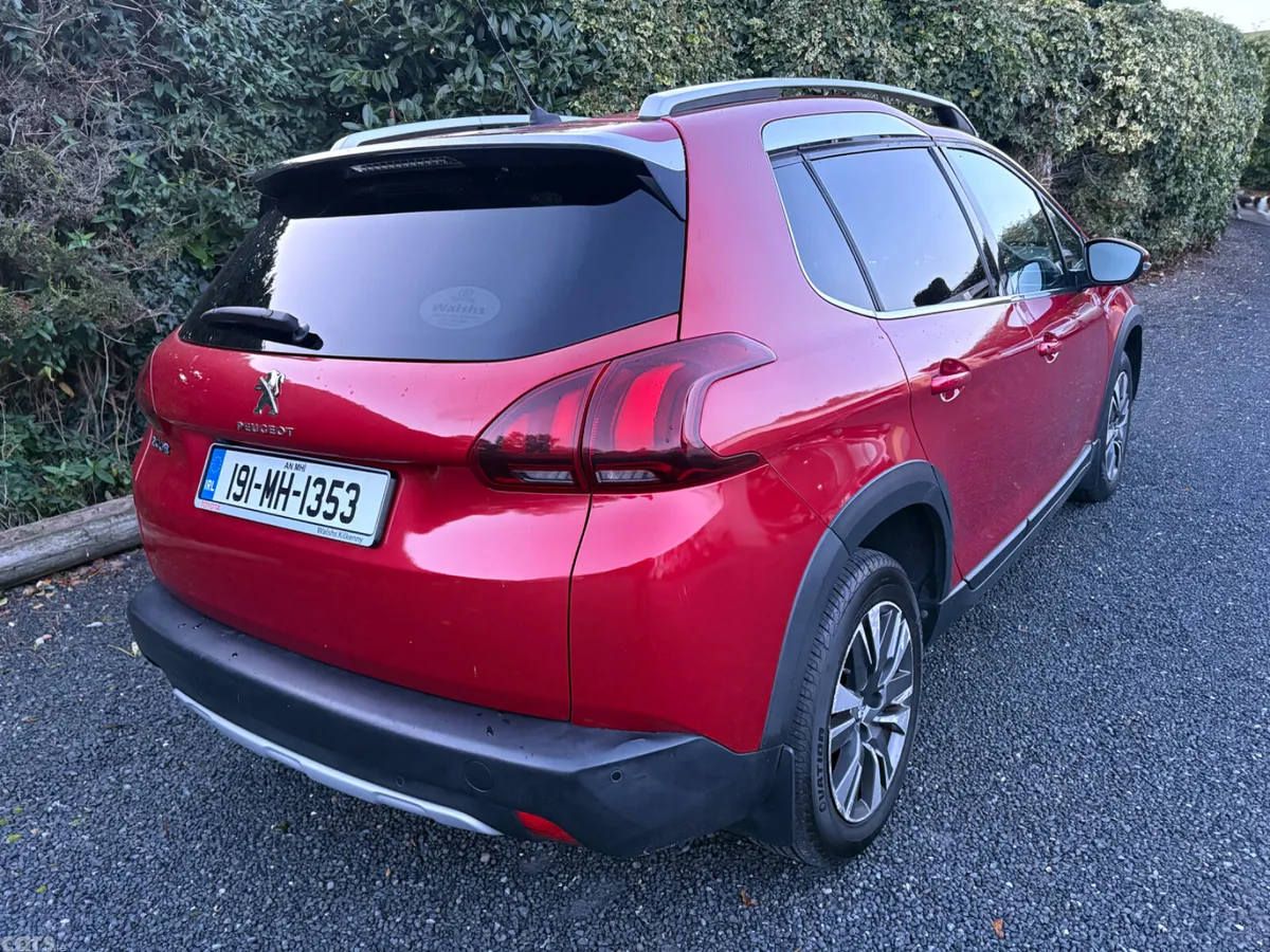 Peugeot 2008 Estate, Diesel, 2019, Red