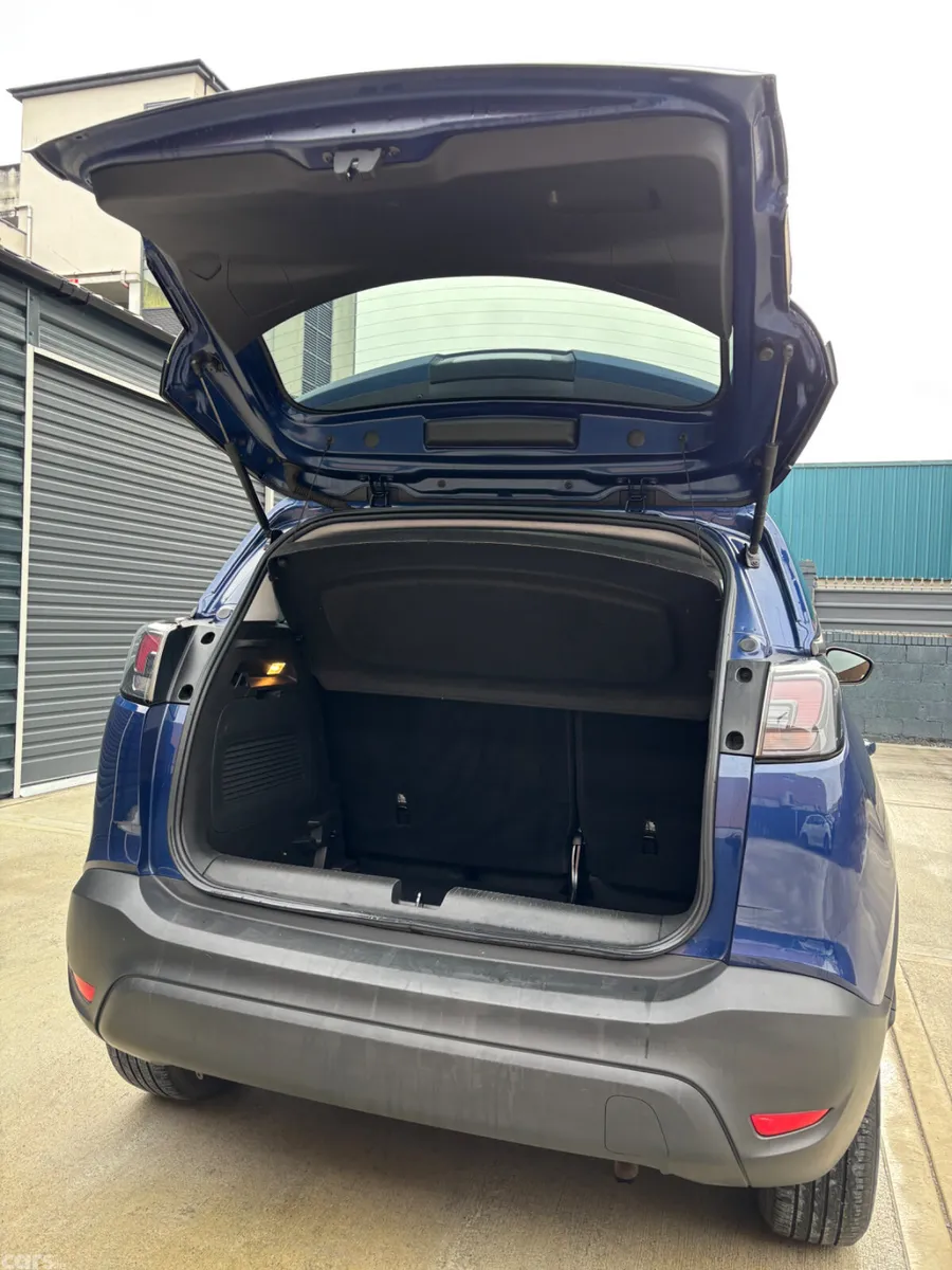 Opel Crossland X SUV, Petrol, 2021, Blue